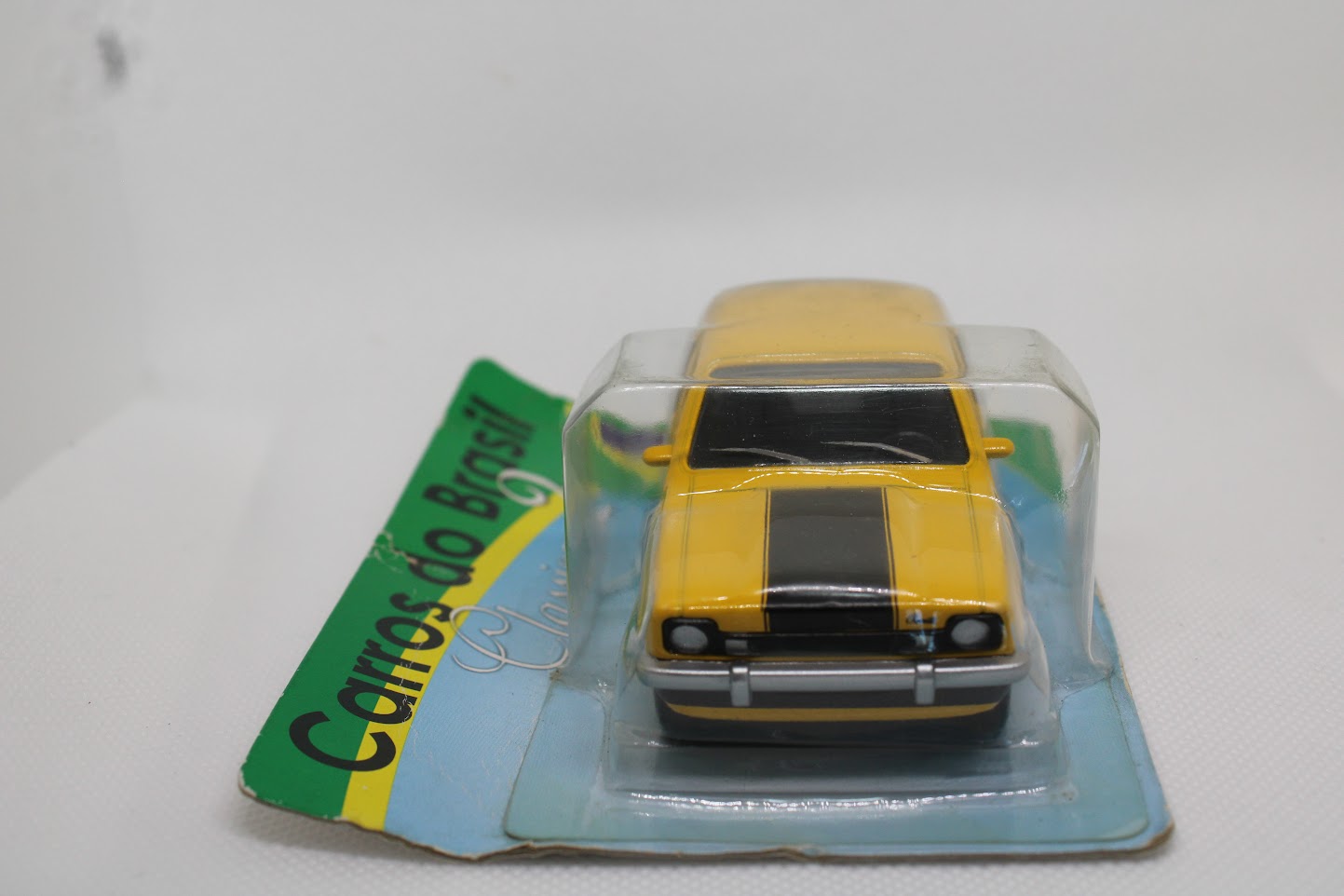 Miniatura Chevrolet Opala GP II - Escala 1:64 - Imagem 3