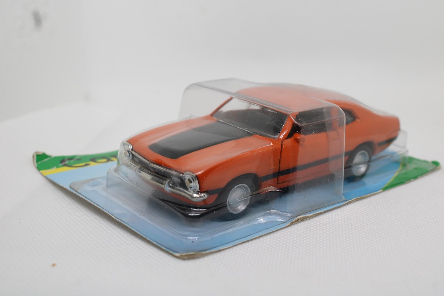 Miniatura Chevrolet Chevelle SS 1974 – Escala 1:64 - Imagem 2